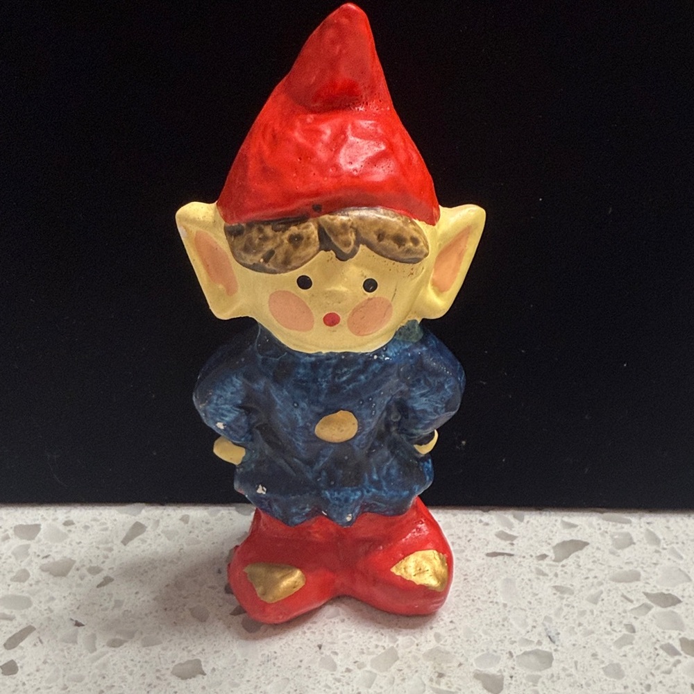 Homco Red/Blue Elf Figurine‎ C-5321 Made in Japan collectible ceramic VTG 80’s